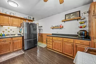 144 Easton Ave, West Chicago, IL 60185 - Photo 7