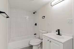 10429 S Indiana Ave, Chicago, IL 60628 - Photo 9