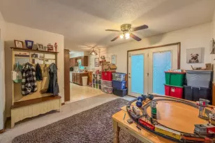 306 Willow Ln, Mahomet, IL 61853 - Photo 9