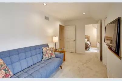 1135 Buttonwood Lane, Northbrook, IL 60062 - Photo 37