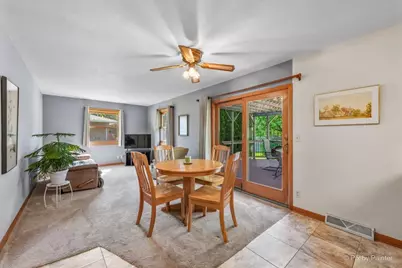 5284 Lawrence Drive, Kirkland, IL 60146 - Photo 5