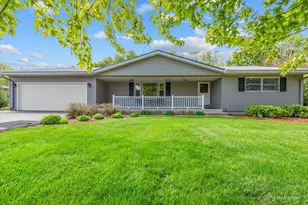 5284 Lawrence Dr, Kirkland, IL 60146 - Photo 1