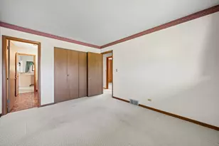 515 Lance Dr, Des Plaines, IL 60016 - Photo 21
