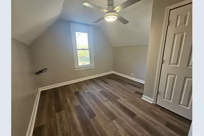 11944 S Calumet Avenue, Chicago, IL 60628 - Photo 9