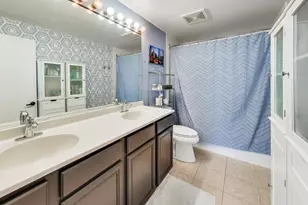 833 W 15th Pl, Chicago, IL 60608 - Photo 13