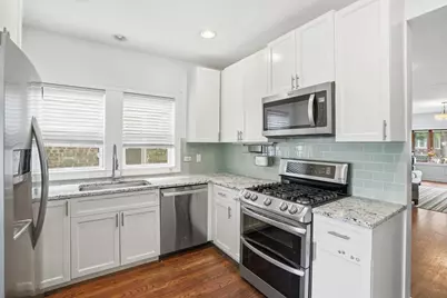 1229 Maple Avenue, Berwyn, IL 60402 - Photo 9