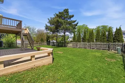 974 Deer Trail, Round Lake Beach, IL 60073 - Photo 27