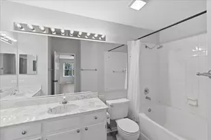 974 Deer Trail, Round Lake Beach, IL 60073 - Photo 3