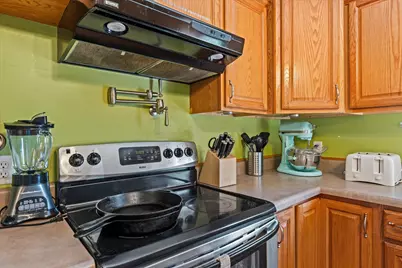 1203 Ridgewood Road, Mahomet, IL 61853 - Photo 15