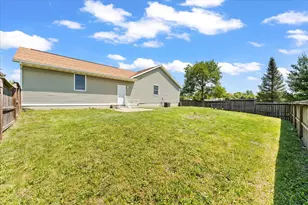 1203 Ridgewood Rd, Mahomet, IL 61853 - Photo 37