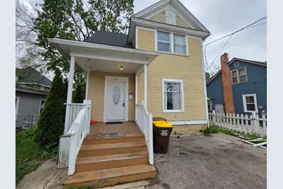 112 W 2nd Street, Belvidere, IL 61008 - Photo 1