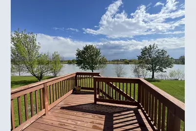 337 W Caldwell Drive, Round Lake, IL 60073 - Photo 3