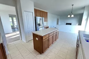 337 W Caldwell Dr, Round Lake, IL 60073 - Photo 7