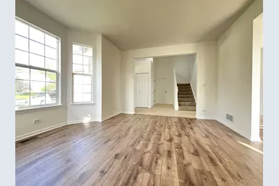 337 W Caldwell Drive, Round Lake, IL 60073 - Photo 11