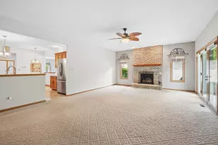 10814 Pamela Ln, Orland Park, IL 60467 - Photo 13