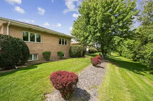 10814 Pamela Ln, Orland Park, IL 60467 - Photo 29