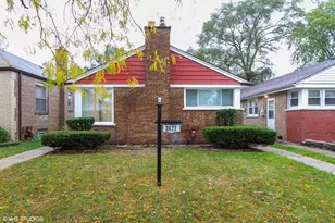 8622 S Jeffery Blvd, Chicago, IL 60617 - Photo 1