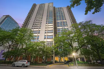 1255 N Sandburg Terrace #206, Chicago, IL 60610 - Photo 1