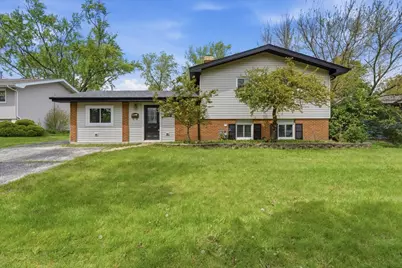 630 Bode Road, Hoffman Estates, IL 60169 - Photo 1