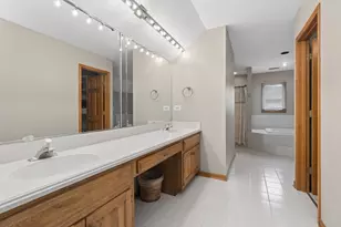10612 Williamsburg Trail, Frankfort, IL 60423 - Photo 27