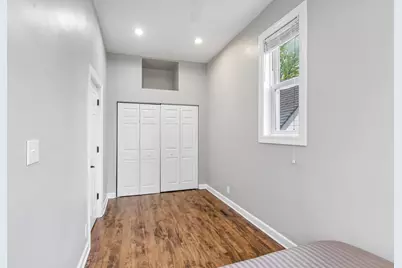 2105 W Barry Avenue #2, Chicago, IL 60618 - Photo 17