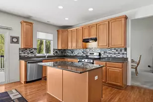 713 Blue Ridge Dr, Streamwood, IL 60107 - Photo 9
