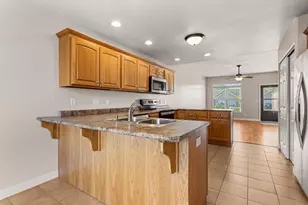 2022 Macon St, Mahomet, IL 61853 - Photo 9
