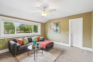 128 W Park St, Mundelein, IL 60060 - Photo 29