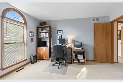 1045 Helen Drive, Algonquin, IL 60102 - Photo 13