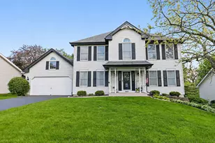 1045 Helen Dr, Algonquin, IL 60102 - Photo 1