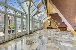 111 E Chestnut St, Chicago, IL 60611 - Photo 25