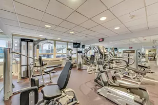 111 E Chestnut St, Chicago, IL 60611 - Photo 23