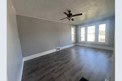 317 Lake Avenue #3, Woodstock, IL 60098 - Photo 9