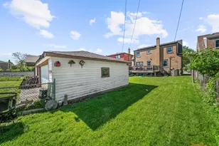 2961 W 97th St, Evergreen Park, IL 60805 - Photo 21