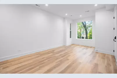 2113 N Kenmore Avenue #2, Chicago, IL 60614 - Photo 5