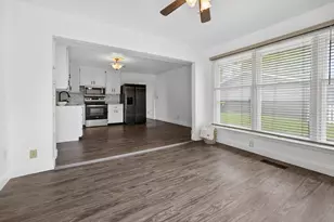 1411 Dillon Dr, Normal, IL 61761 - Photo 11