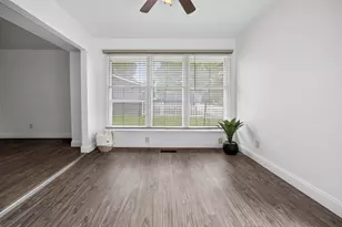 1411 Dillon Dr, Normal, IL 61761 - Photo 13