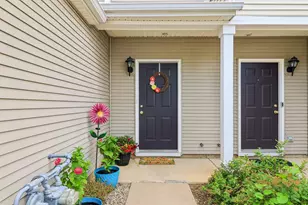 2040 Limestone Ln, Carpentersville, IL 60110 - Photo 7