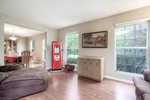 106 Wildflower Way, Streamwood, IL 60107 - Photo 3