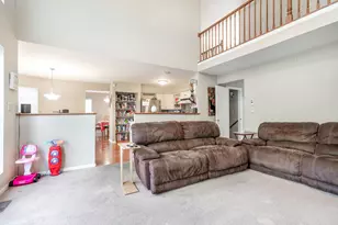 106 Wildflower Way, Streamwood, IL 60107 - Photo 7