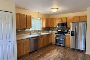 513 Pheasant Chase Dr, Bolingbrook, IL 60490 - Photo 7