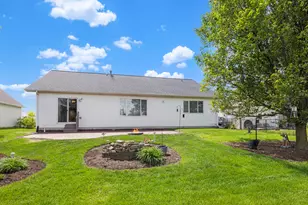 513 Pheasant Chase Dr, Bolingbrook, IL 60490 - Photo 5