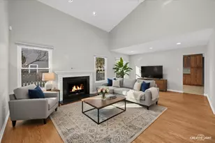 1102 Southbridge Ln, Schaumburg, IL 60194 - Photo 3