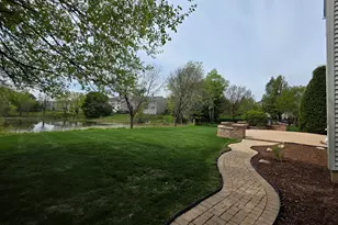 1575 McClellan Dr, Lindenhurst, IL 60046 - Photo 53