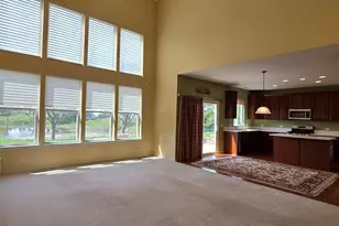 1575 McClellan Dr, Lindenhurst, IL 60046 - Photo 21