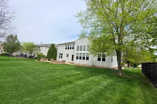 1575 McClellan Dr, Lindenhurst, IL 60046 - Photo 55
