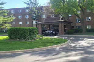 1500 Robin Cir, Hoffman Estates, IL 60169 - Photo 1