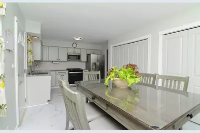 985 Idaho Street, Carol Stream, IL 60188 - Photo 7