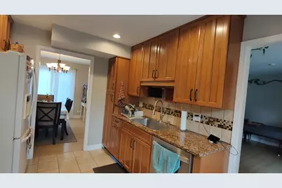 223 Willow Lane, Bloomingdale, IL 60108 - Photo 5