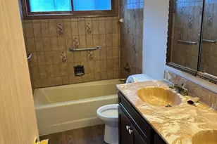 1427 Kildeer Dr, Round Lake Beach, IL 60073 - Photo 11
